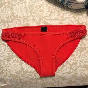 Red crochet triangl bottoms
